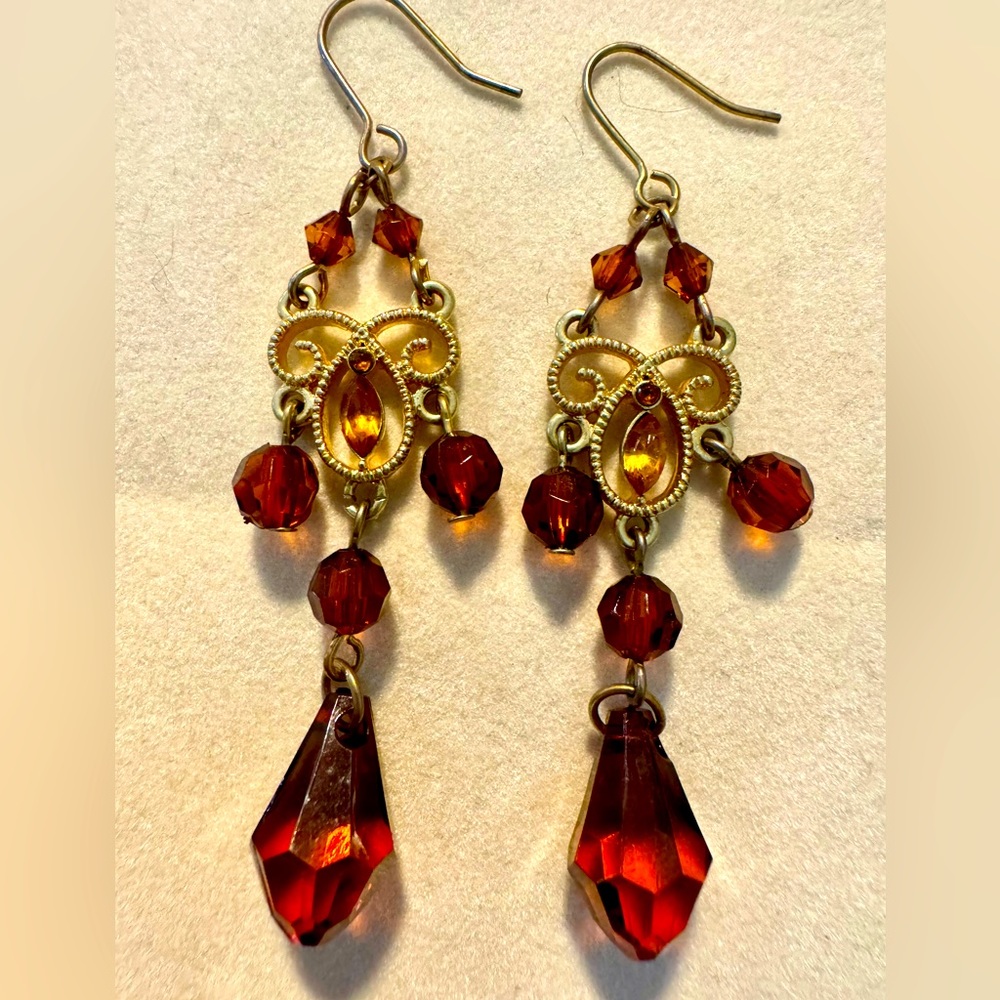Elegant Brown Crystal Gold Dangling Earrings